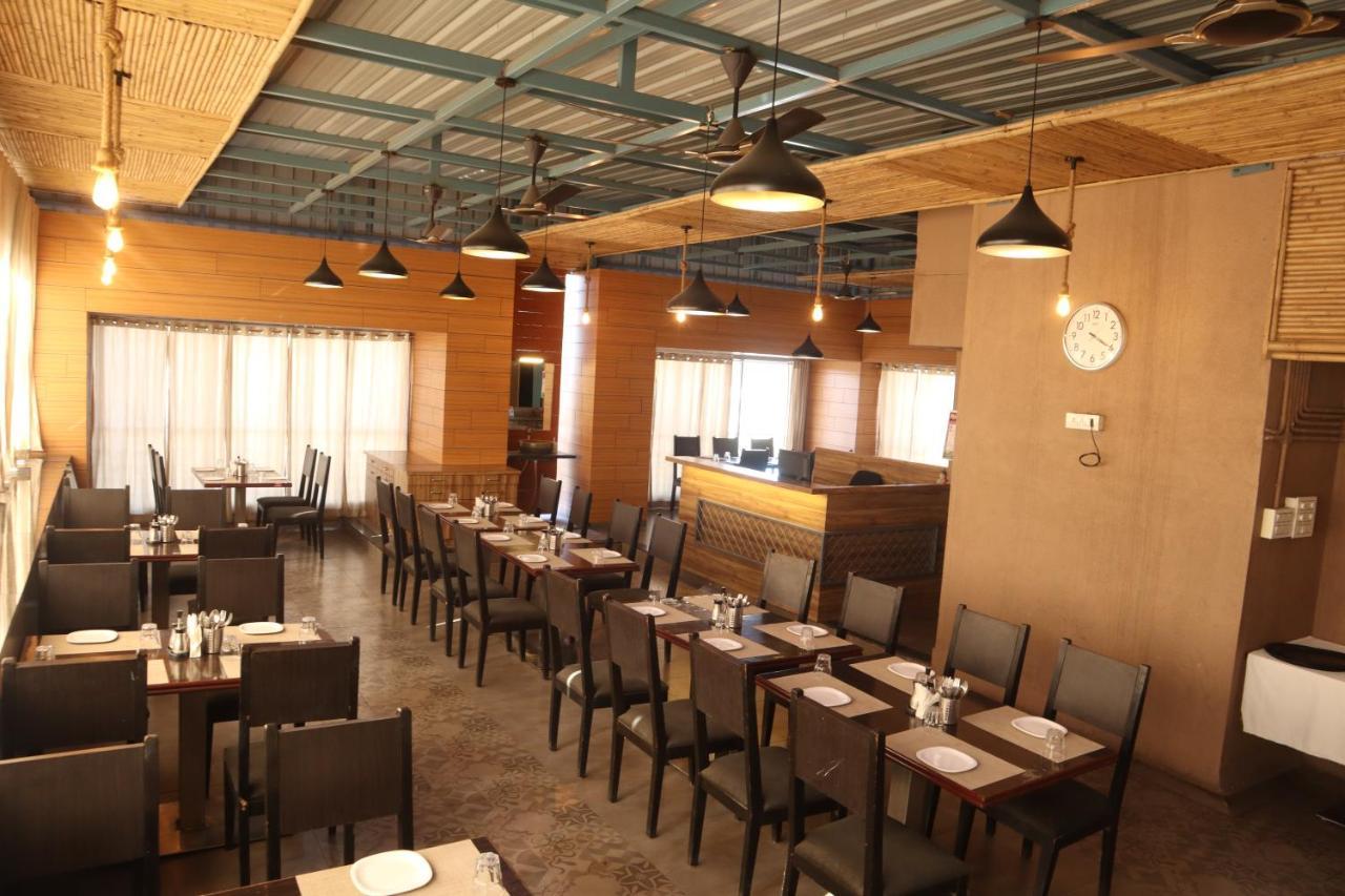 Hotel Grand Ecotel, Aurangabad Εξωτερικό φωτογραφία