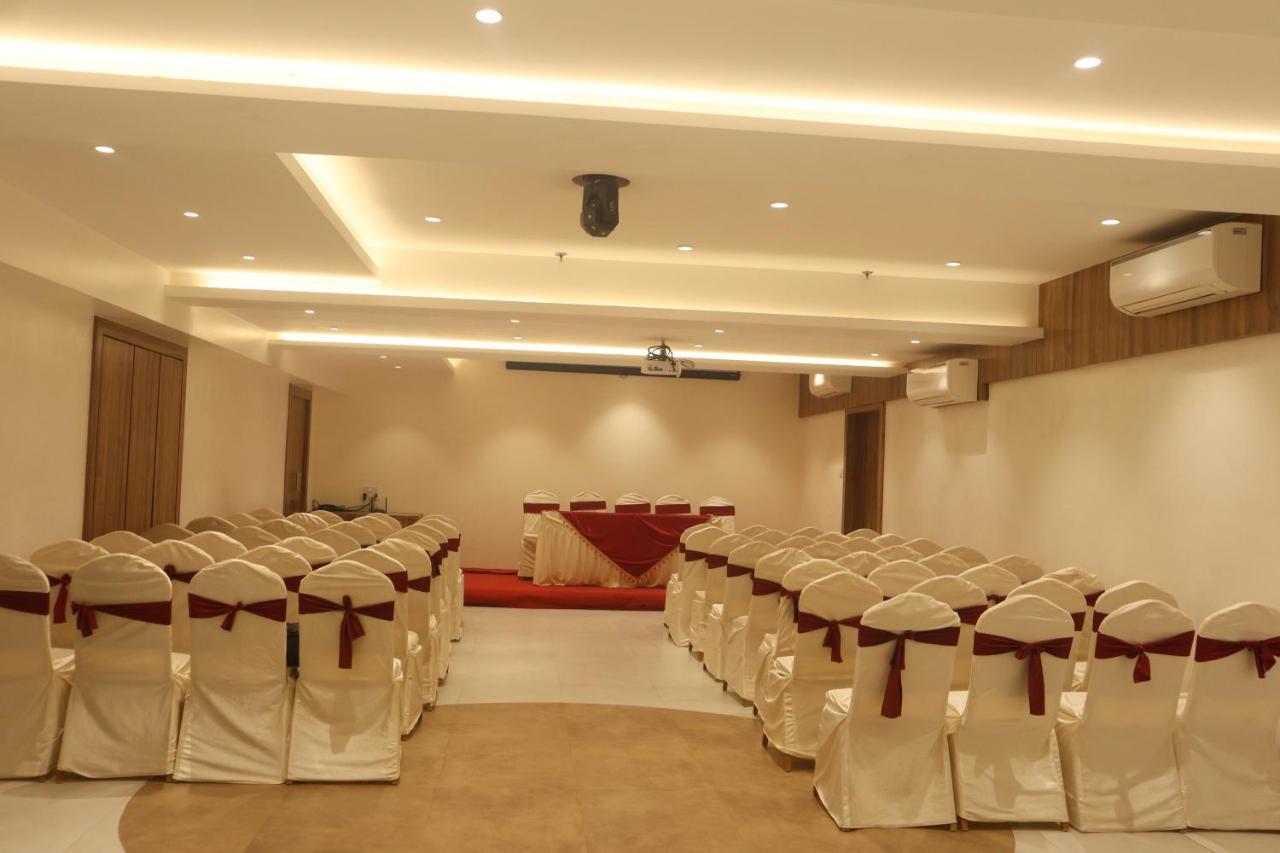 Hotel Grand Ecotel, Aurangabad Εξωτερικό φωτογραφία